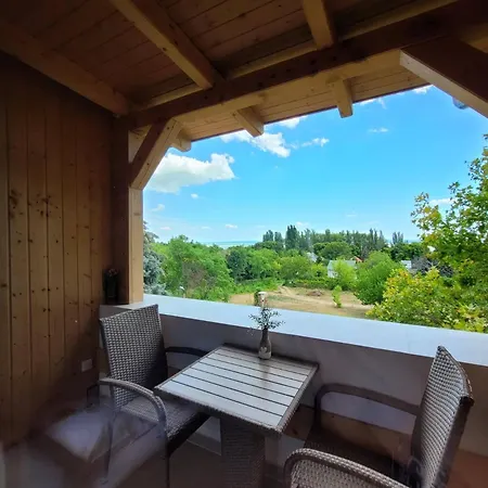 Bed and Breakfast Fonix Badacsony